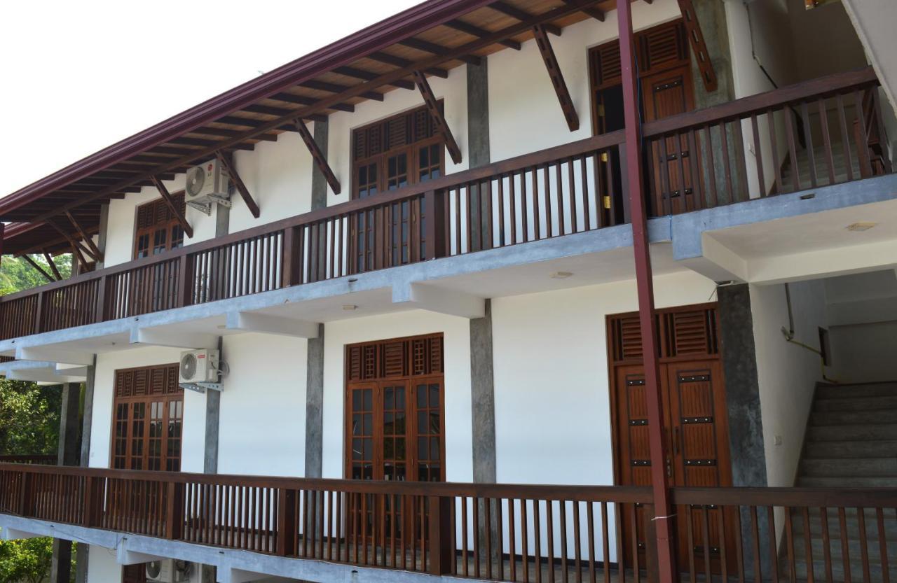 Star Light Villas Unawatuna Exterior foto